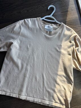 Ami cream stitched heart logo tee